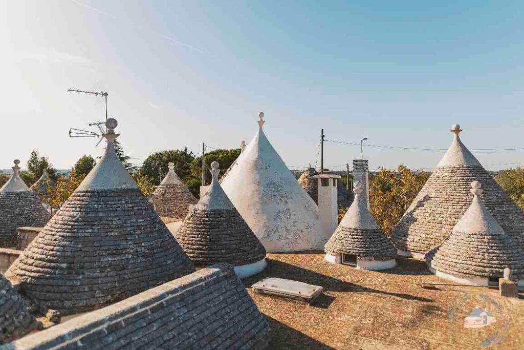 ロコロトンド Trulli Nonna Graziellaヴィラ エクステリア 写真
